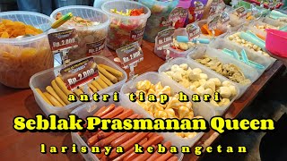 Tiap Hari Antrinya Panjang Seblak Prasmanan Queen streetfood foodlover [upl. by Etteyniv]