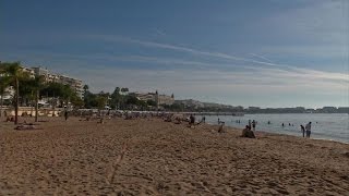 Météo températures estivales à Cannes [upl. by Chandler]