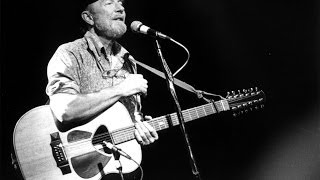 Pete Seeger  quotLInternationalequot [upl. by Akla]