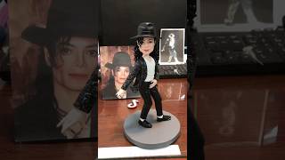 Awesome Michael doll 👏✨ michaeljackton moonwalk billiejean kingofpop mj michaeljackson [upl. by Ikcim416]