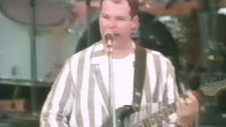 Christopher Cross  Arthurs Theme Best That You Can Do Live In Japan 1986 [upl. by Benedix156]