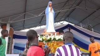 Rwanda Kibeho ses apparitions ses miracles et ses pèlerins [upl. by Ajnotal]