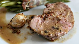 Recette  Gigot d’agneau à la moutarde et au thym gousses d’ail confites [upl. by Ama]