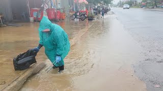 Unclogging Culvert Drain On Street With Debris Stuck In Drain [upl. by Haim970]