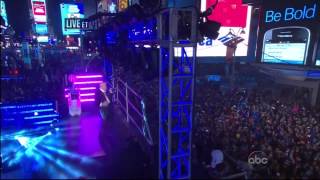 Pitbull  Live NEW YORK TIME SQUARE [upl. by Rainger955]