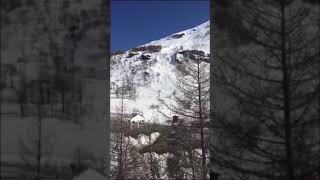 LA PLACE DU VILLAGEAvalanche à Bonneval sur Arc Haute Maurienne SavoieFrance [upl. by Tsirhc]