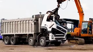 Extremely Biggest Truck amp Lorry Crushing amp Scrapping Process By Dangerous Strongest Excavators [upl. by Luci91]