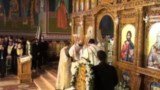 Beautiful Romanian Orthodox Divine Liturgy [upl. by Huckaby]