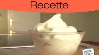 Comment monter une crème chantilly [upl. by Anaynek612]