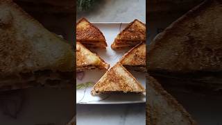 omelette sandwich recipe by Sheri cooking ideasomelette sandwich omelettepizza omelettesandwich [upl. by Locin]