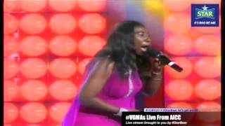 Cindy Thompson  Gospel Medley Performance  VGMA 2014 [upl. by Orvas741]