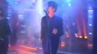 Suede  Beautiful Ones Live at the TOTP 1996 [upl. by Einnok295]