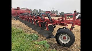 IHC 800 10Bottom Plow in Excellent Condition For Sale on Labor Day Auction in MN [upl. by Baer]