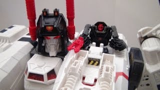 METROPLEX TRANSFORMERS GENERATIONS TITAN CLASS TOY REVIEW [upl. by Deny]