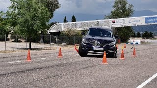 Renault Koleos 2017  Maniobra de esquiva moose test y eslalon  km77com [upl. by Martelli]