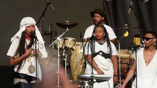 Erykah Badu Apple Tree May 7 2022 New Orleans Jazz Heritage Fest nunupics [upl. by Cate]