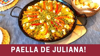 Como Hacer Paella Mixta de Pollo y Marisco Paella en la Parrilla  The Frugal Chef [upl. by Nnylf920]