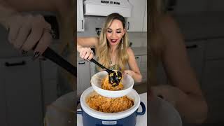 Viral Mac amp Cheese Crockpot Dinner Recipe [upl. by Kriste]