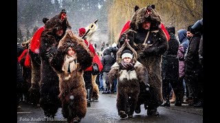 Traditii de Craciun in Moldova si Bucovina jocurile cu masti  Capra Ursul Cerbul si Caiutii [upl. by Marcile]