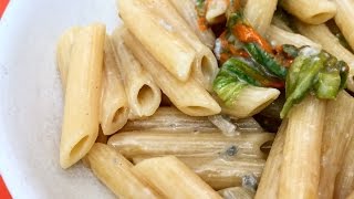 Pasta con fiori di zucca e gorgonzola [upl. by Enihpad]