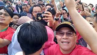 Anies Baswedan Hadir di CFD Antusias Masyarakat Mendekat dan Berinteraksi [upl. by Starkey902]