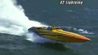 Powerboat tests the Fountain 42 Lightning [upl. by Mano258]