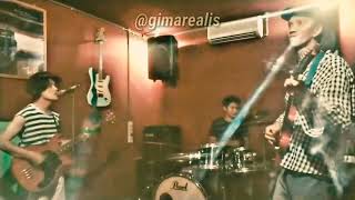 Piknik 72 Naif cover by KursiRoda Band Live Studio [upl. by Edny]