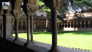 Moissac  Le Cloître de lAbbatiale [upl. by Airdua]