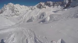 Vallee Blanche off piste skiing from Punta Helbronner to Chamonix 10032016 [upl. by Alket983]