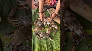 How To Clean Crabs🦀 At Home crabs shorts [upl. by Campbell]