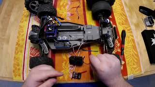 How To Replace or Swap out Traxxas Receiver [upl. by Reni]