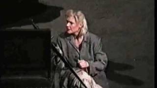 Karita Mattila sings Elsas first aria Lohengrin [upl. by Seek294]