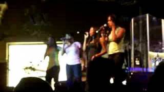 En Vogue Live quotFree Your Mindquot [upl. by Ttelrahc]