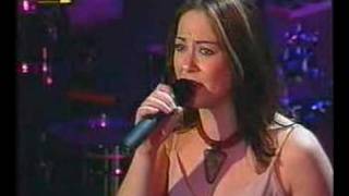 Melina Aslanidou  To parelthon thimithika live 2002 [upl. by Atsejam]