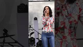 Lisa mchugh hillbilly girl [upl. by Refinne]