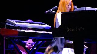 Tori Amos quotCornflake Girlquot July 28 2009  Bob Carr Performing Arts Centre in Orlando FL [upl. by Florry]