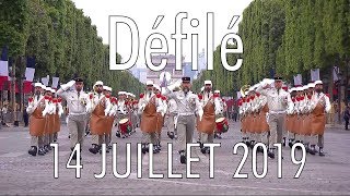 Défilé du 14 juillet sur les Champs Elysées [upl. by Niamor]