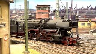 Modellbahn H0 Realistik Bahnbetrieb aus den Epochen IIIIV [upl. by Nyrak]