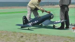 TOP FLITE Giant F4U Corsair with SAITO FA325R5D [upl. by Callas]