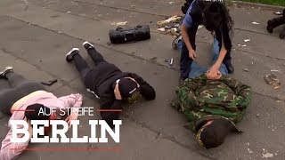 Gefährlicher Polizeieinsatz Jugendliche mit scharfen Schusswaffen Auf Streife  Berlin  SAT1 TV [upl. by Nnylav]