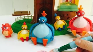 TWIRLYWOOS TOYS Bath Twistable Crayon Opening [upl. by Elyc]