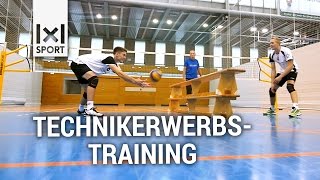 Spaß beim Volleyball Technikerwerbstraining Übung vom Bayerischen VolleyballVerband [upl. by Marne]