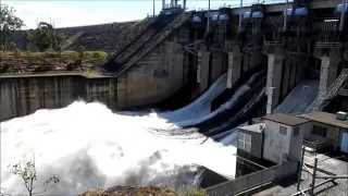 Wivenhoe Dam Spilling [upl. by Lipson]