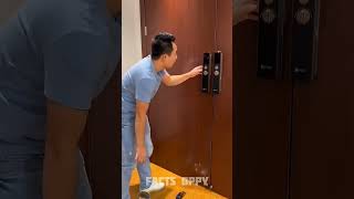 Door Gadget😳 New Viral Gadgets Smart Appliances Kitchen UtensilsHome Inventions shorts [upl. by Nnawaj577]