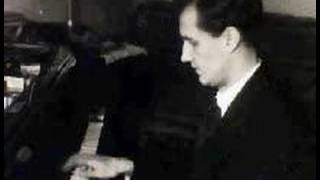 Vladimir Sofronitsky plays Chopin Polonaise Op 44 [upl. by Lowery39]