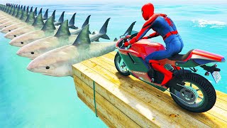 الأبطال الخارقين على القضبان دوامة قمع جسر  SPIDERMAN on Motorcycle in Spiral Bridge Stunt Ride [upl. by Odnomyar]