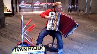 Ivan Hajek Syrtaki in Nuremberg Christkindlsmarkt [upl. by Jenelle87]