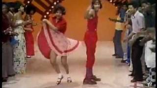 Soul Train Line Dance to Earth Wind amp Fires  Mighty Mighty [upl. by Balling]