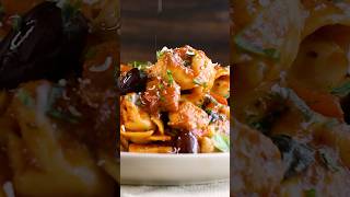 Chicken Cacciatore Pasta 30 Minutes pasta chickendinner onepotmeal [upl. by Arahsal]