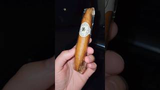 Whats a perfect cigar to you  This is The Griffin White Label Perfecto CigarLife Davidoff [upl. by Darline]